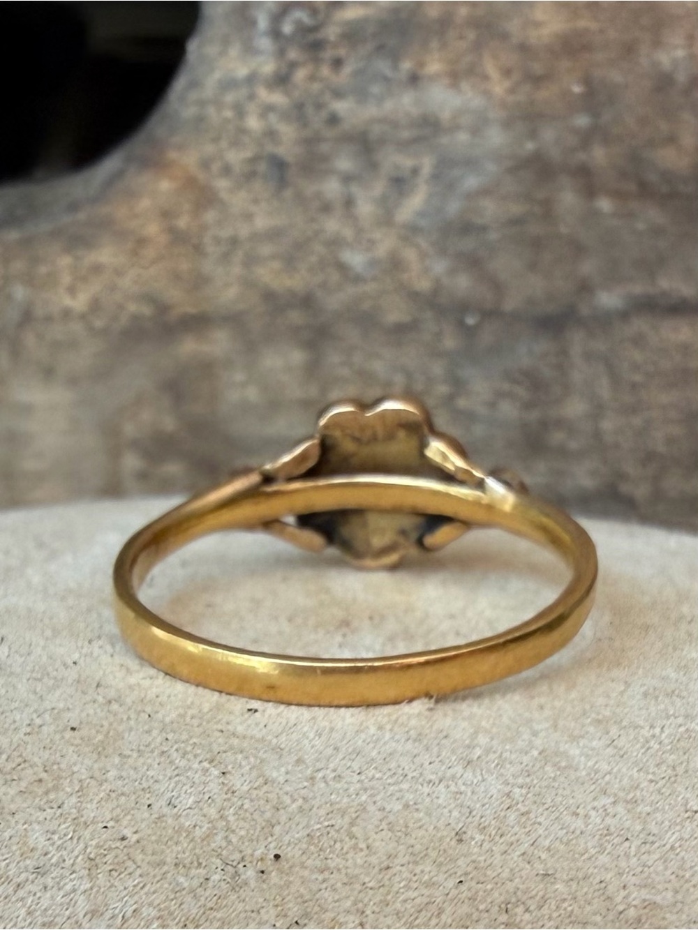 Antique 14k Floral Ring - Picture 2 of 8